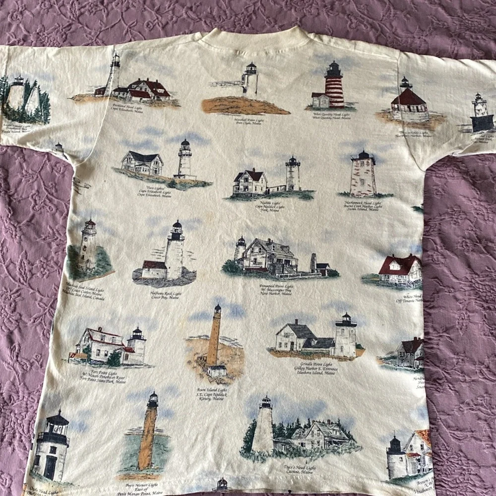 Maine lighthouse T-shirt, collectors item. Like new! - Picture 2 of 2